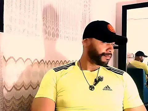 musclehetero online show from May 23, 2026, 9:25 pm