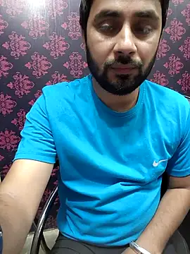 Cute Lucky online show from April 27, 2026, 12:47 pm