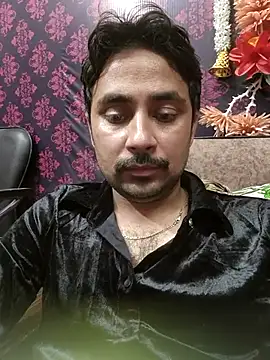 Cute Lucky online show from July 6, 2026, 8:44 pm