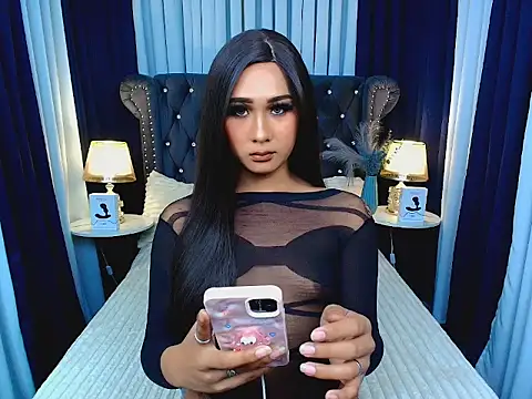 Snapshot of Iris_Hilton chatting on January 17, 2026, 3:32 am Iris Hilton online show from January 17, 2026, 3:32 am