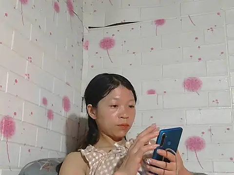 Snapshot of Kim_mon chatting on December 2, 2025, 3:14 pm Kim mon online show from December 2, 2025, 3:14 pm