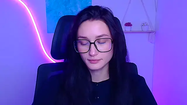 Snapshot of Stella_XO chatting on November 26, 2025, 6:24 am Stella XO online show from November 26, 2025, 6:24 am