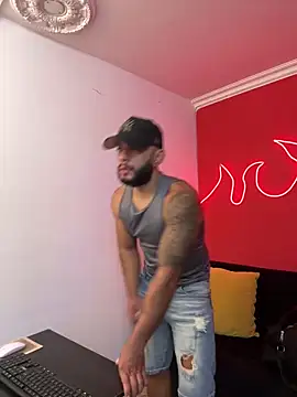 Snapshot of Mike_savage3 chatting on March 3, 2026, 12:12 pm Mike savage3 online show from March 3, 2026, 12:12 pm