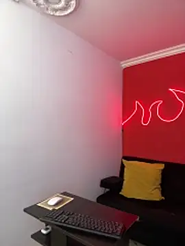 Snapshot of Mike_savage3 chatting on February 19, 2026, 12:13 pm Mike savage3 online show from February 19, 2026, 12:13 pm