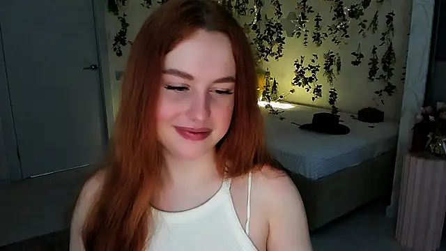 AirySilhouette online show from April 14, 2026, 10:09 am