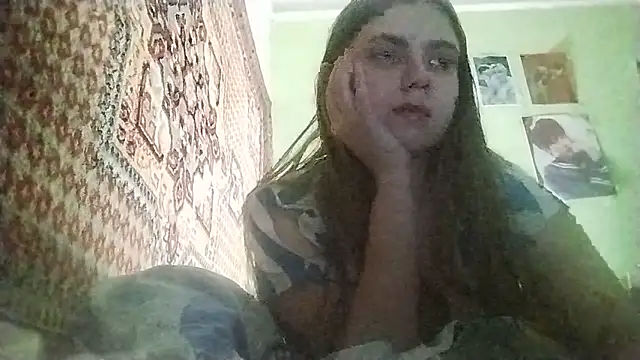 KikiBang online show from December 17, 2025, 8:03 pm