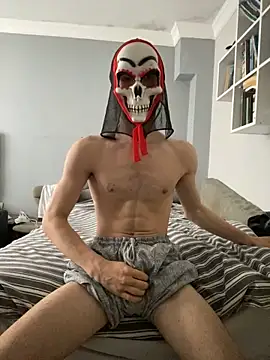 italianbaby001 online show from April 7, 2026, 2:30 pm