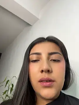 Sammyy torres online show from June 25, 2026, 4:21 am
