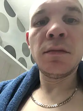 Snapshot of Spielzeugtwink chatting on February 20, 2026, 6:32 pm Spielzeugtwink online show from February 20, 2026, 6:32 pm