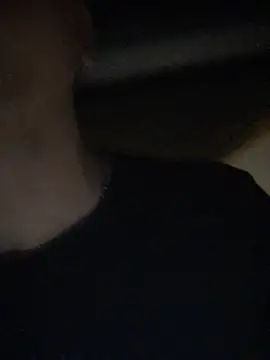 Snapshot of Spielzeugtwink chatting on February 23, 2026, 5:24 pm Spielzeugtwink online show from February 23, 2026, 5:24 pm