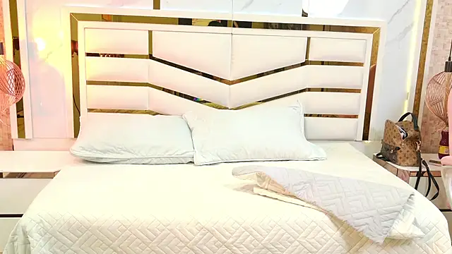 Snapshot of luciana_agudelo chatting on November 29, 2025, 7:14 pm luciana agudelo online show from November 29, 2025, 7:14 pm