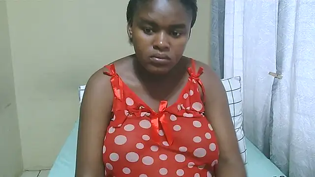 PregiiCaramellxx online show from January 13, 2026, 6:17 am