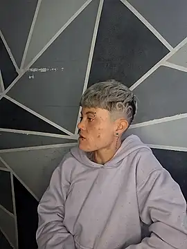 Snapshot of megan_NL chatting on February 19, 2026, 8:28 pm megan NL online show from February 19, 2026, 8:28 pm