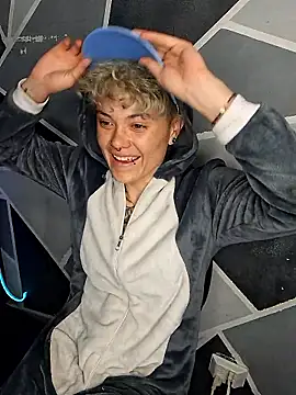 Snapshot of megan_NL chatting on January 17, 2026, 4:38 am megan NL online show from January 17, 2026, 4:38 am