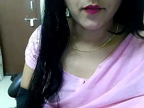 cute girl 81 online show from December 16, 2025, 7:40 pm