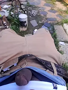 Eezxxx online show from March 29, 2026, 10:06 am