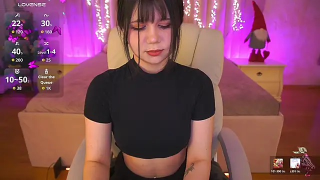 Snapshot of NightAylin chatting on January 14, 2026, 9:29 pm NightAylin online show from January 14, 2026, 9:29 pm