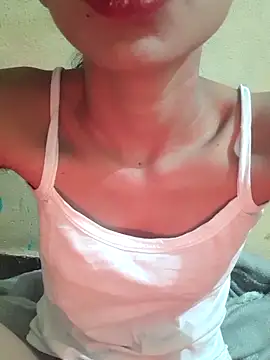 Snapshot of Manju68 chatting on January 7, 2026, 11:43 pm Manju68 online show from January 7, 2026, 11:43 pm