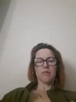 LanaOlbenst online show from May 4, 2026, 9:17 pm