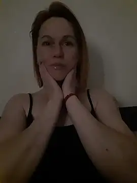 LanaOlbenst online show from June 20, 2026, 6:02 pm