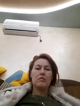 LanaOlbenst online show from December 4, 2025, 2:38 pm