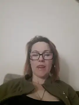 LanaOlbenst online show from May 5, 2026, 7:06 pm