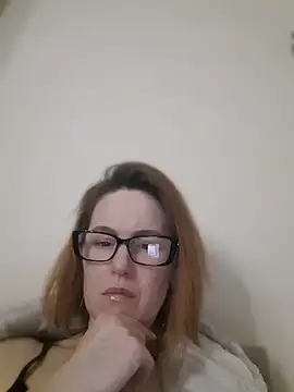 LanaOlbenst online show from April 28, 2026, 6:56 pm