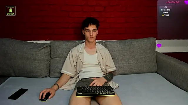Adam Porrter online show from June 20, 2026, 4:23 pm