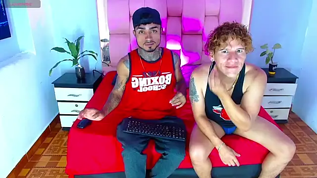 Snapshot of Hot_Latino_x chatting on December 21, 2025, 7:37 pm Hot Latino x online show from December 21, 2025, 7:37 pm