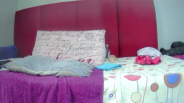 Snapshot of Cherrydollx chatting on January 12, 2026, 6:09 am Cherrydollx online show from January 12, 2026, 6:09 am