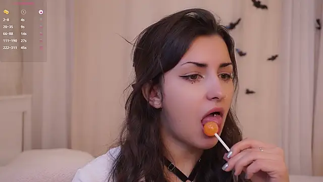 Snapshot of DovieMascall chatting on November 30, 2025, 6:47 am DovieMascall online show from November 30, 2025, 6:47 am