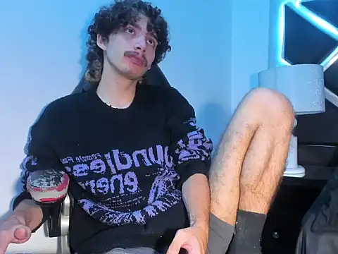 JojoBraando online show from April 16, 2026, 3:46 pm