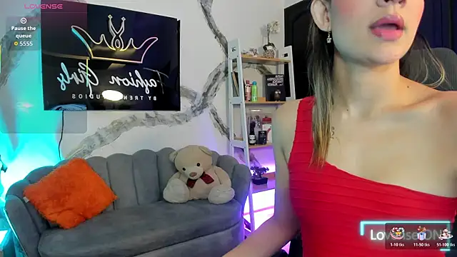 RenataMason online show from February 10, 2026, 12:59 pm