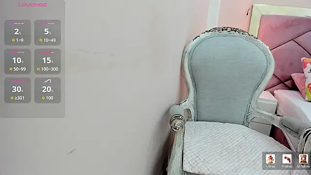 Snapshot of VictoriaLasse chatting on July 14, 2026, 1:17 pm VictoriaLasse online show from July 14, 2026, 1:17 pm