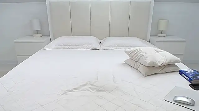 Milena29 online show from March 11, 2026, 6:18 am