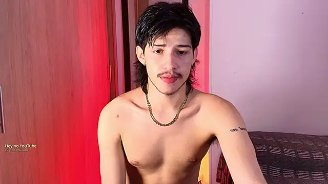 Snapshot of NathanFerrara chatting on December 18, 2025, 3:00 am NathanFerrara online show from December 18, 2025, 3:00 am