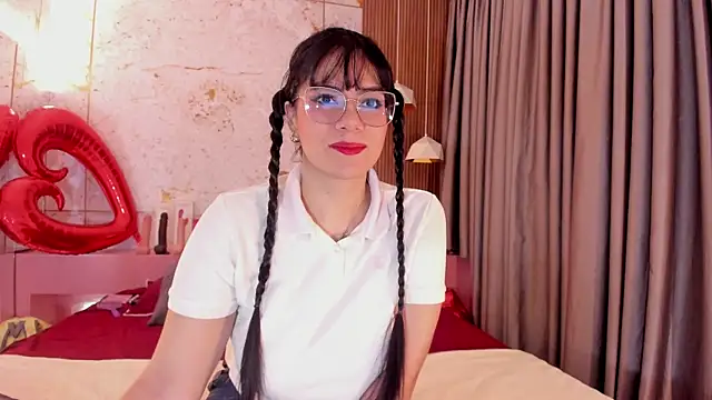 Snapshot of Haylenpark chatting on February 23, 2026, 10:27 am Haylenpark online show from February 23, 2026, 10:27 am