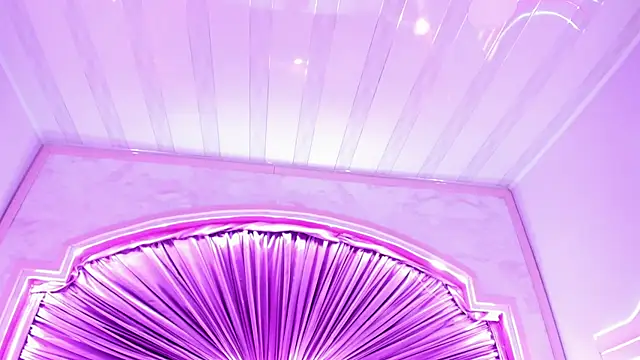 Snapshot of Haylenpark chatting on February 15, 2026, 12:04 pm Haylenpark online show from February 15, 2026, 12:04 pm