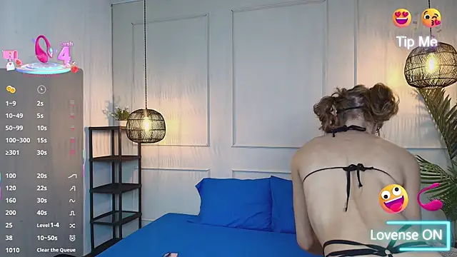 SashaVellor online show from April 9, 2026, 3:41 am