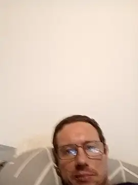 Snapshot of Nightdreams44 chatting on December 19, 2025, 8:22 pm Nightdreams44 online show from December 19, 2025, 8:22 pm