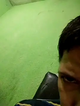 DestinedSpark23 online show from December 4, 2025, 2:05 pm