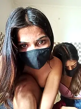 Lovely--girl online show from March 16, 2026, 5:44 am