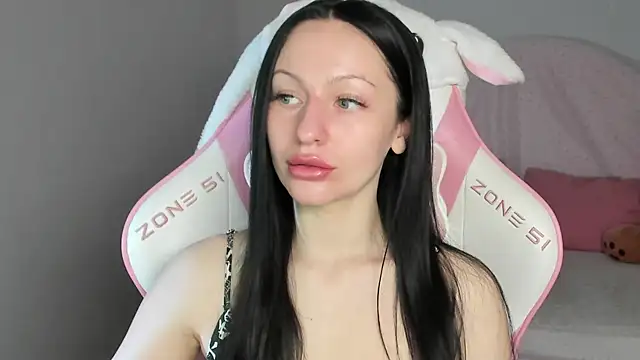 Snapshot of NaomiBlakes chatting on January 13, 2026, 5:33 am NaomiBlakes online show from January 13, 2026, 5:33 am