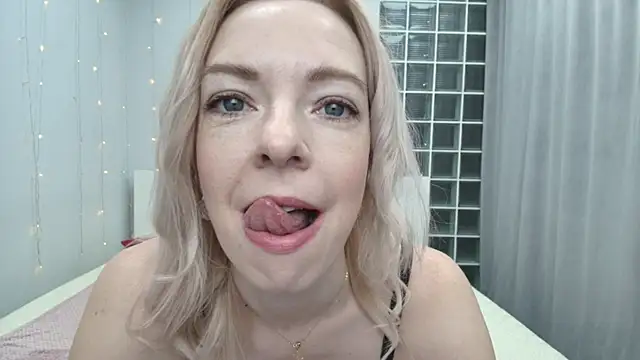 Brightly Heizer online show from April 3, 2026, 12:39 am