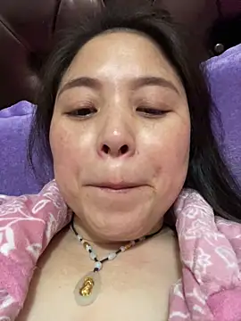 tianwei2567 online show from December 18, 2025, 12:42 pm