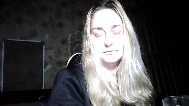 Vassila69 online show from January 12, 2026, 4:36 pm