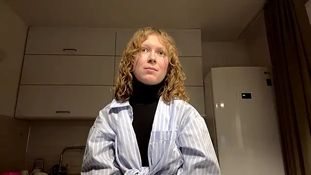 Snapshot of ElfriedaZwack chatting on November 28, 2025, 4:40 pm ElfriedaZwack online show from November 28, 2025, 4:40 pm