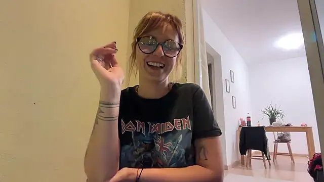 KnotBabe online show from February 5, 2026, 12:17 am