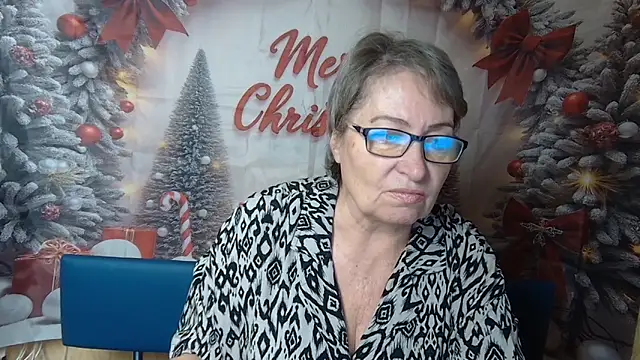 Snapshot of OlgaLuck chatting on December 22, 2025, 7:41 am OlgaLuck online show from December 22, 2025, 7:41 am