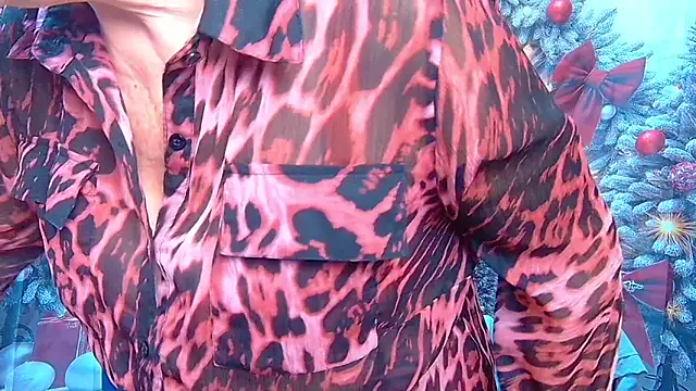 Snapshot of OlgaLuck chatting on December 17, 2025, 6:18 am OlgaLuck online show from December 17, 2025, 6:18 am